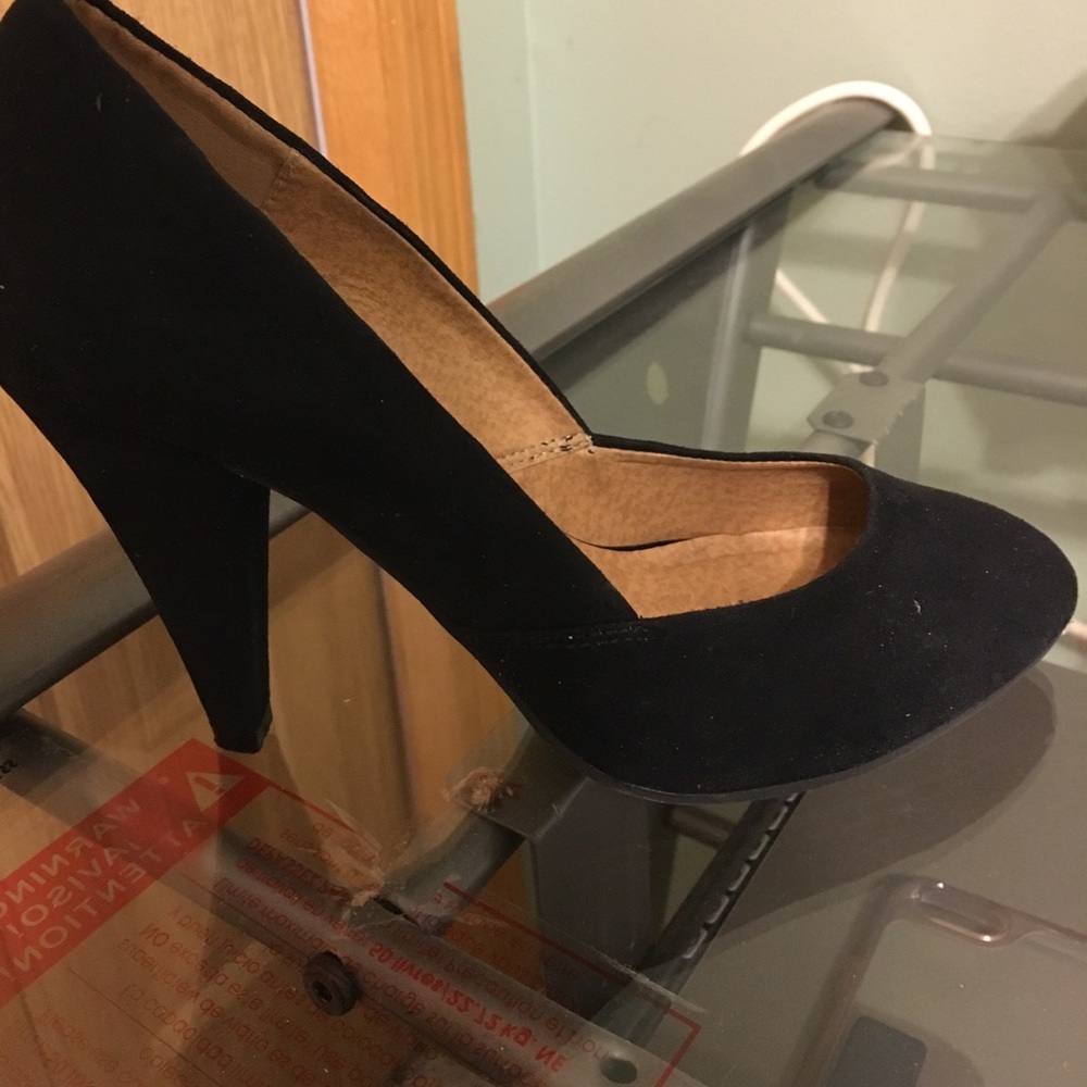 Black heels